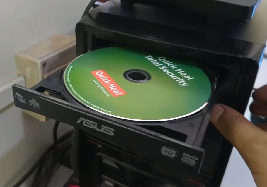 Place the CD on the CD drive