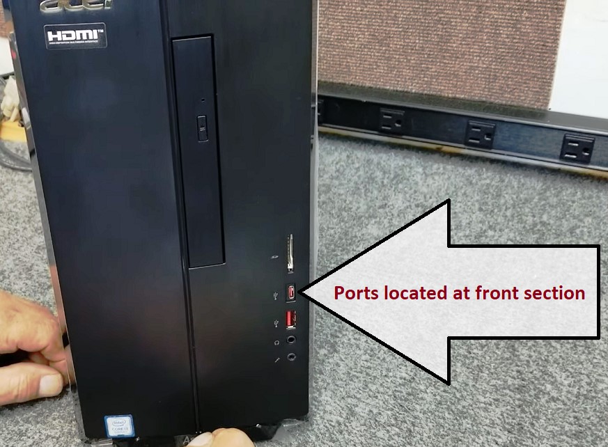 Acer TC-885-UA92 Desktop Front Ports
