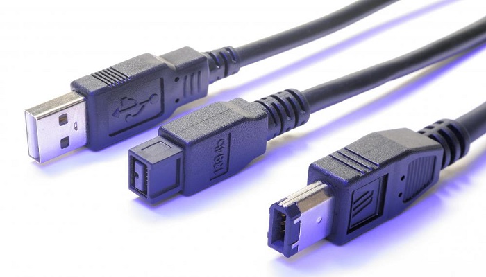 Differences Between USB Port and FireWire Port