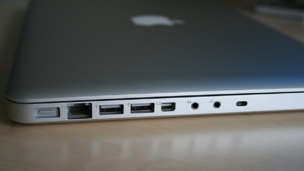 Why Apple Removed USB Ports from Macbooks  
