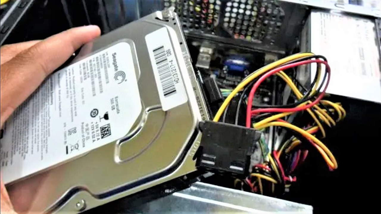 Removing the hard drive