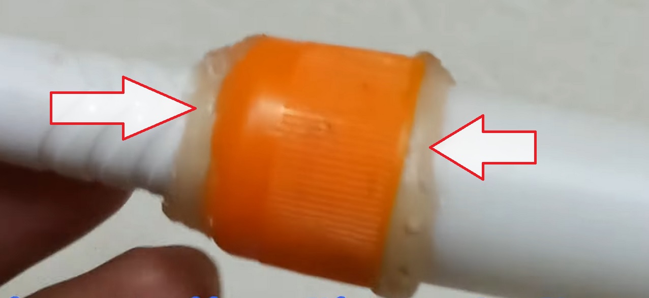 Fixing the both ends of the cap