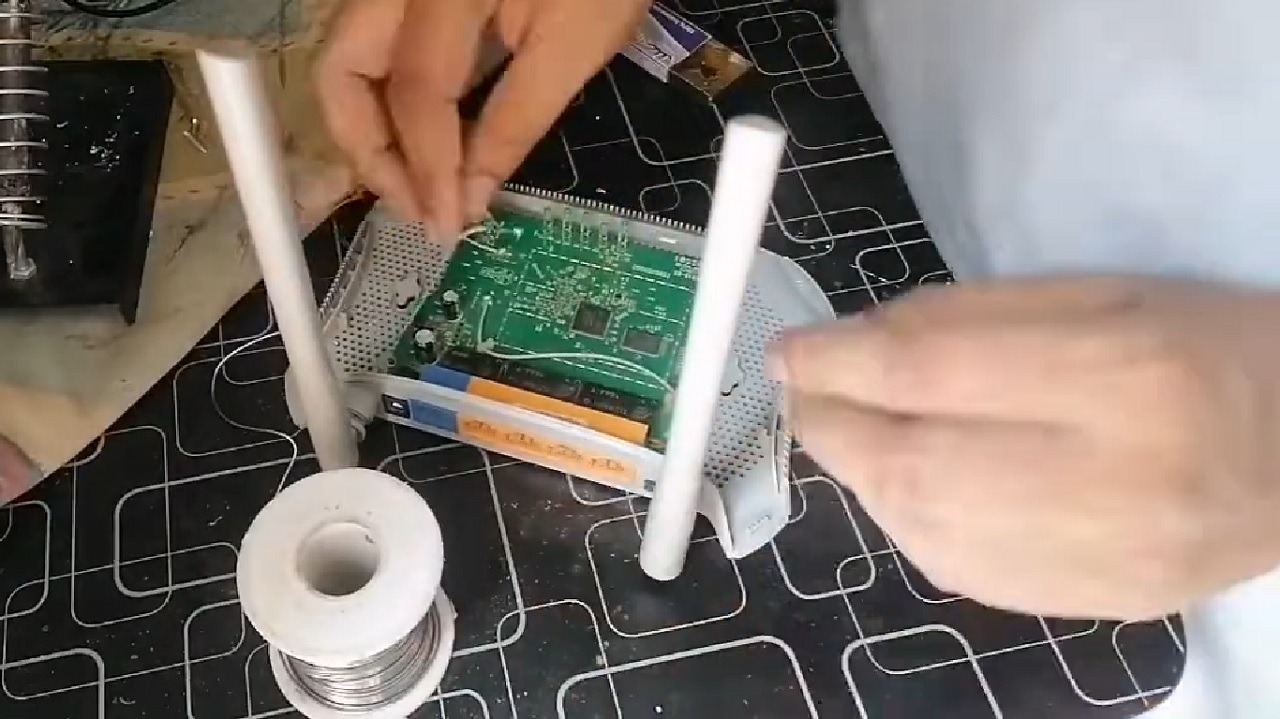 Replacing the PCB